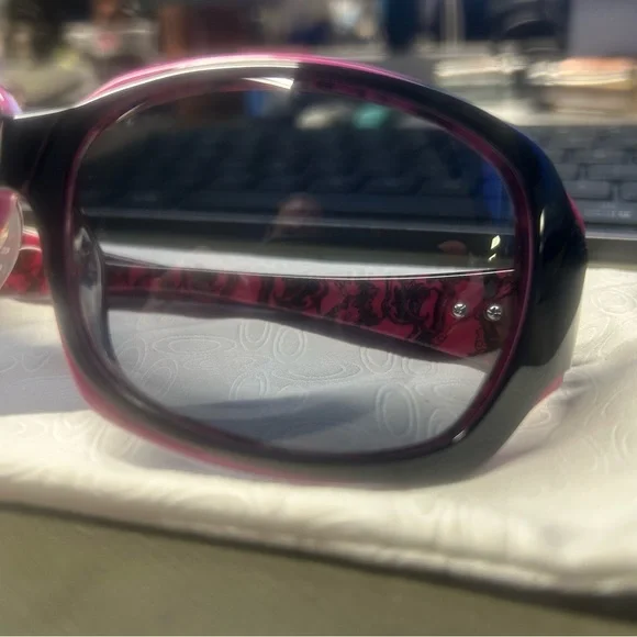 OAKLEY Script Sunglasses – Style 05963 – Women’s GUC - Picture 8 of 13